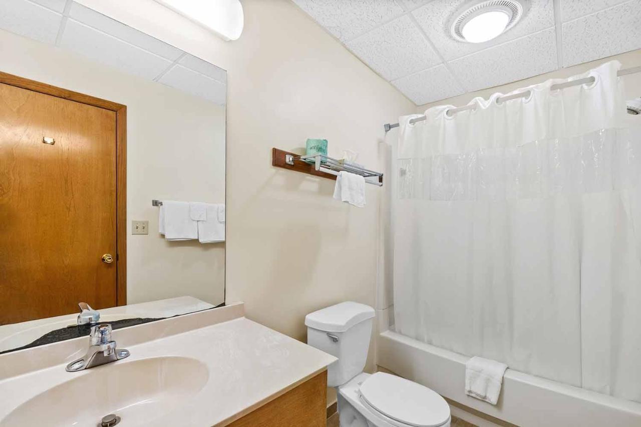 Tunkhannock Shadowbrook Resort מראה חיצוני תמונה