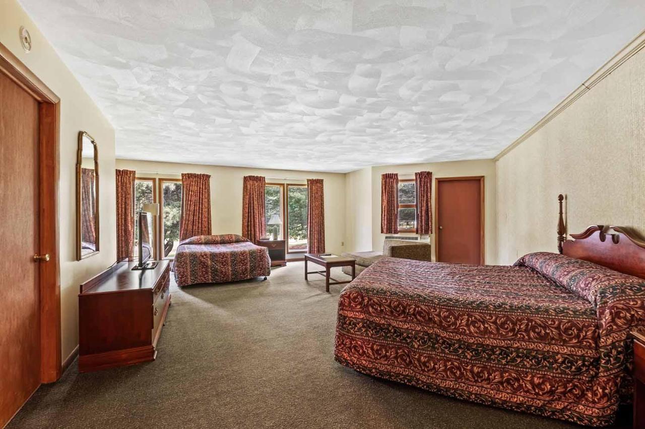 Tunkhannock Shadowbrook Resort מראה חיצוני תמונה